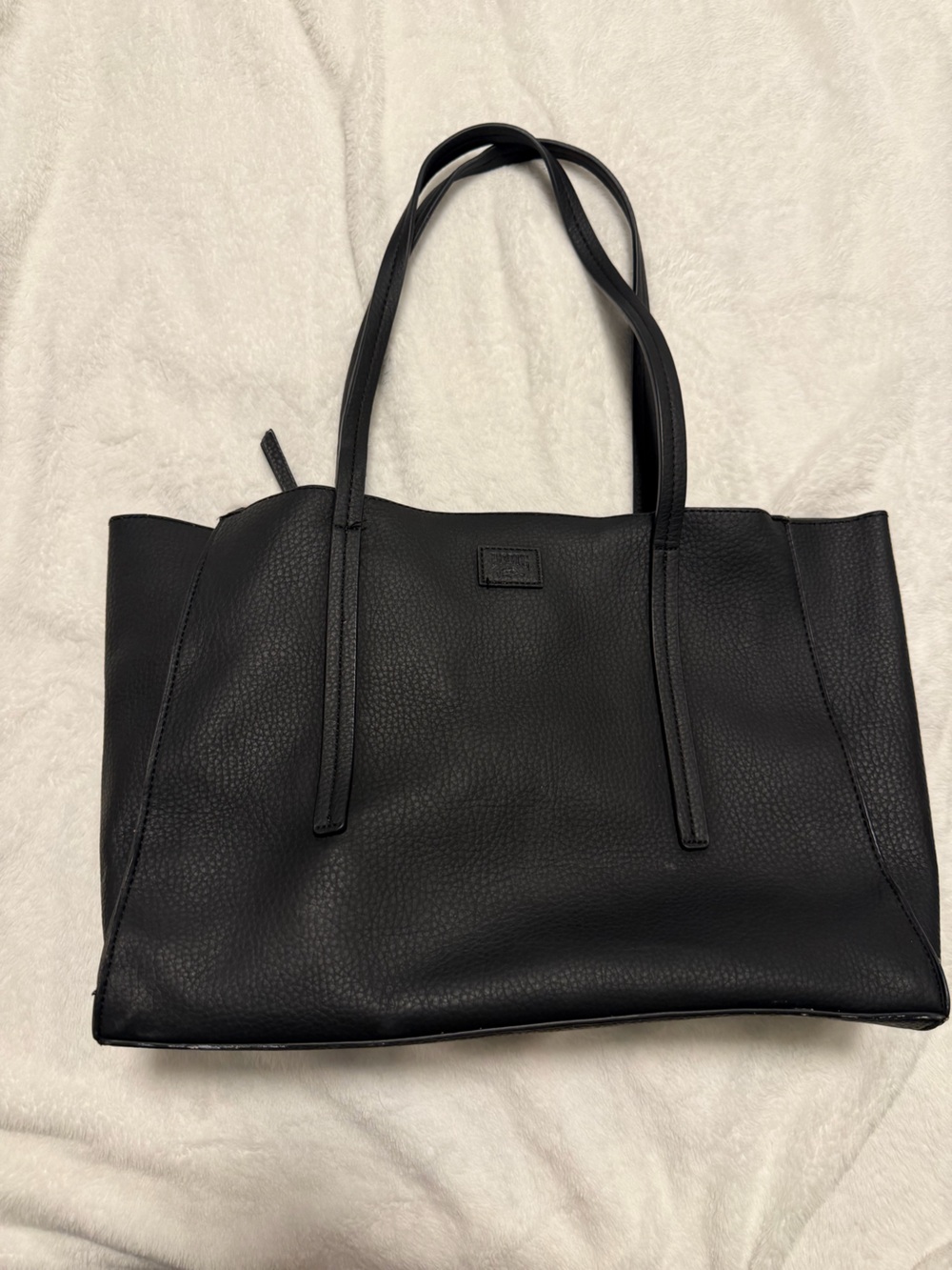 Roots Black Pebbled Tote Bag